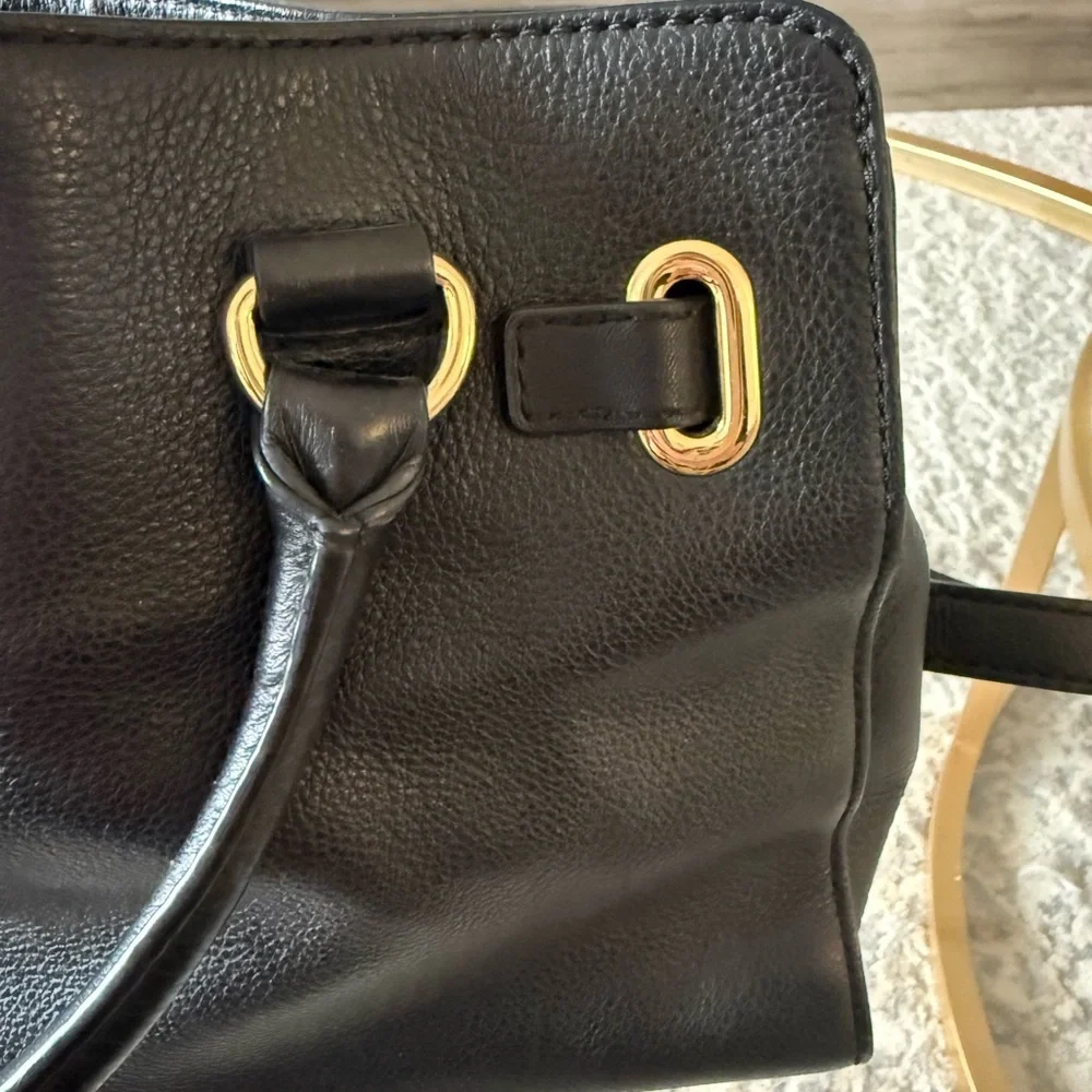 Michael Kors Hamilton East West Medium Black Pebbled Leather Bag, Gold Hardware